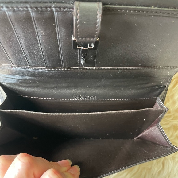EXCELLENT CONDITION! Authentic Gucci GG Monogram Logo Jackie Wallet - Picture 8 of 13